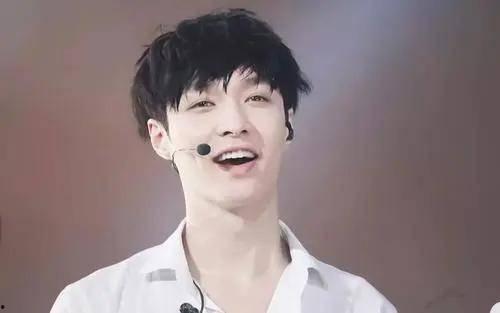 张小寒最新爆料张艺兴,张小寒独家爆料引热议 第1张 张小寒最新爆料张艺兴,张小寒独家爆料引热议 第1张